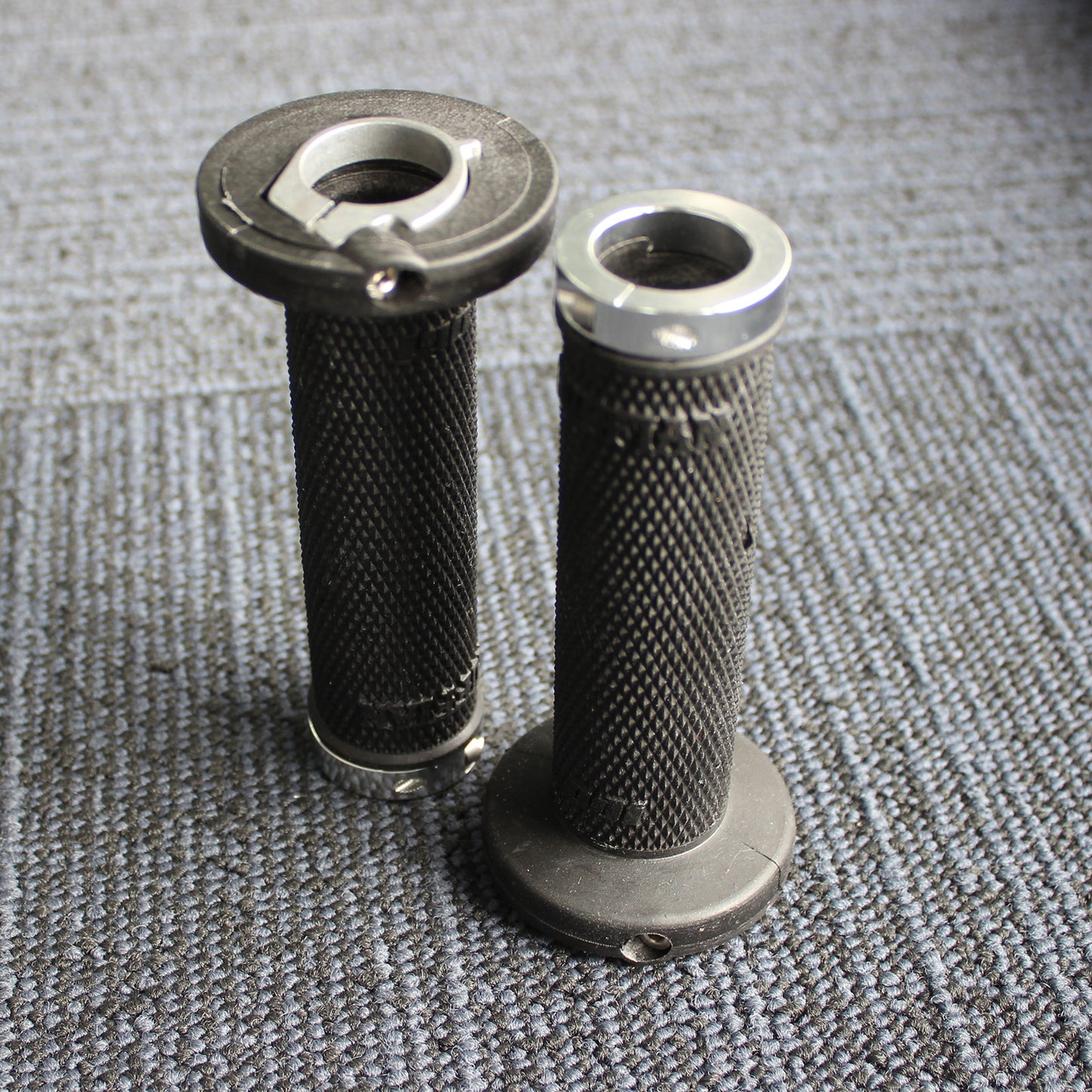 7/8" 22mm Dirt Pit Bike ATV Quad Motorcycle Hand grips For Honda, Suzuki, Yamaha , Kawasaki, KTM