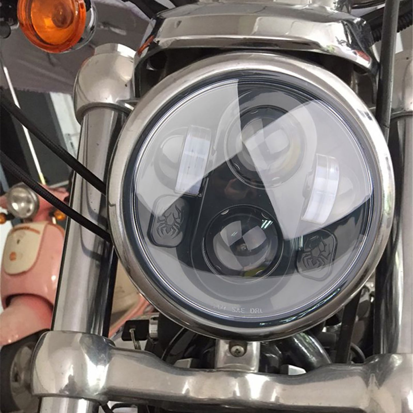 DOT SAE E9 Approved 5.75 Inch Round Silver LED Headlight Hi/Lo Motorcycle Hi/Lo Projector For Harley