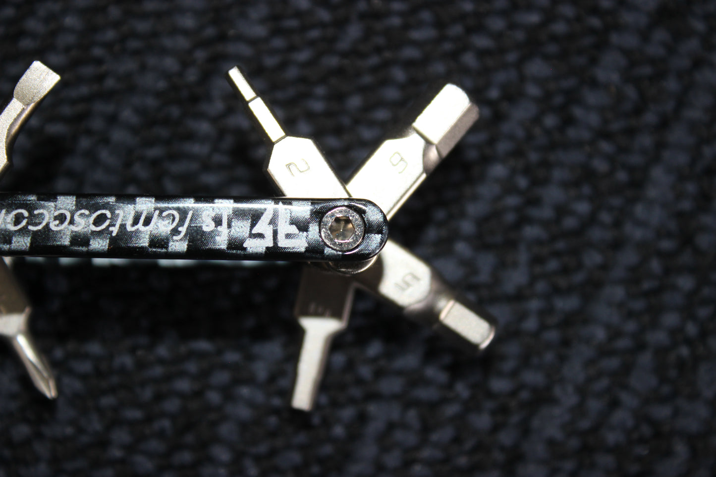 8 in 1 Multi-Function Mini Pocket Screwdriver - Portable Repair Tool Kit (Small)