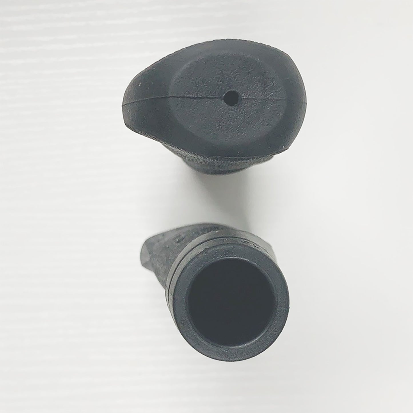 Black Ergonomic Motorcycle Bicycle Hand Grip Handle Bar for Bike 7/8" 22MM