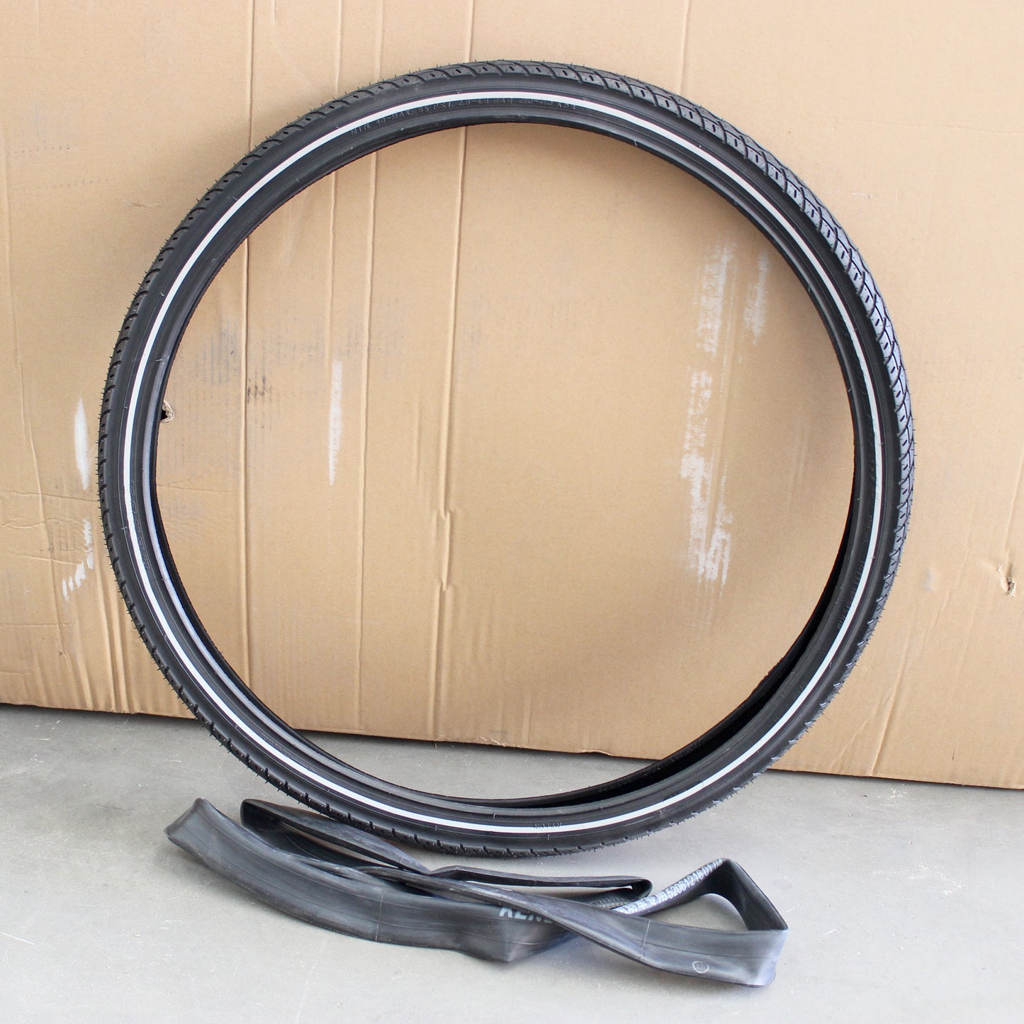 Kenda 26X1.5/1.75 47X559 City Bike Bicycle Tyre & Tube Commuter/Cruiser Tires