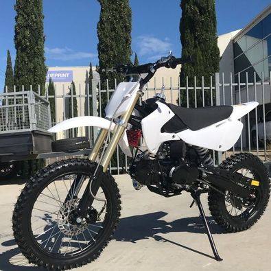 TDRMOTO 150CC White DIRT BIKE - 4 Stroke OIL COOLED Kick Start - TDRMOTO