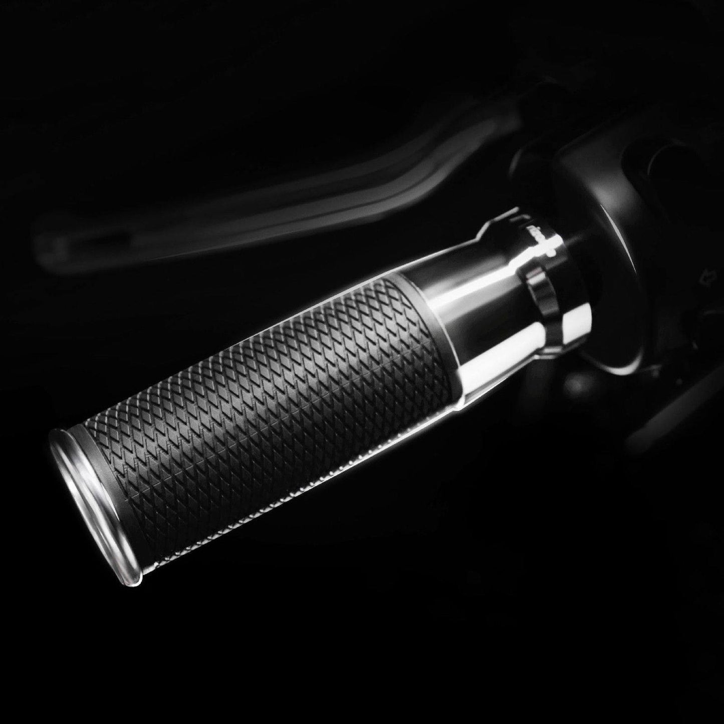 Motorcycle CNC 7/8" 22mm Handlebar Hand Grip 4 Harley Touring Dyna Softail - TDRMOTO