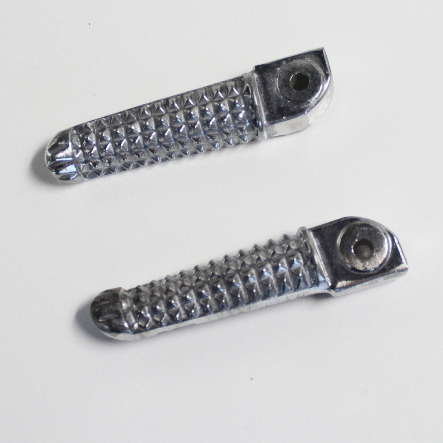 Silver Rear Footrest FootPegs FootPeg For Yamaha YZF-R6 YZF R6 2002 2003 2004 - TDRMOTO