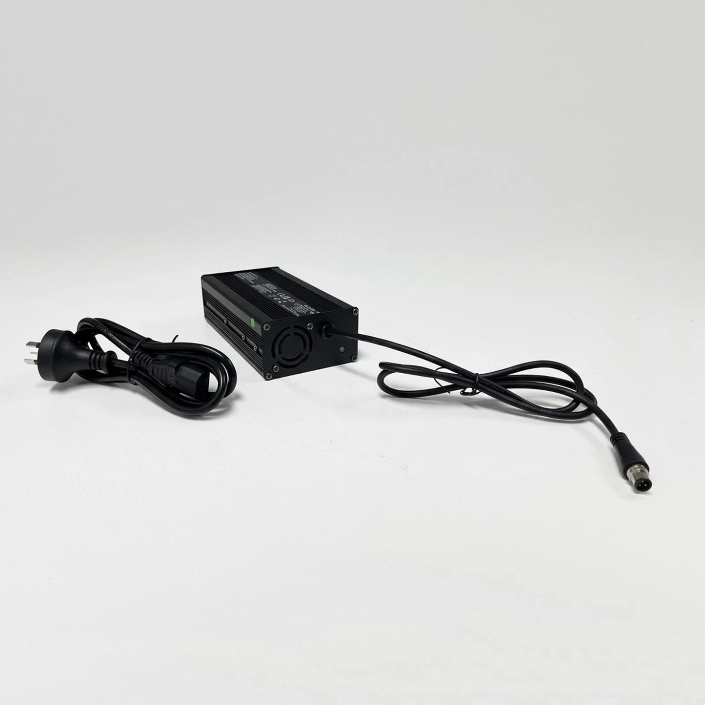Charger for 72V Lithium Battery 84V 4A Output for Electric Bike with 3-Pin Male RPG0021